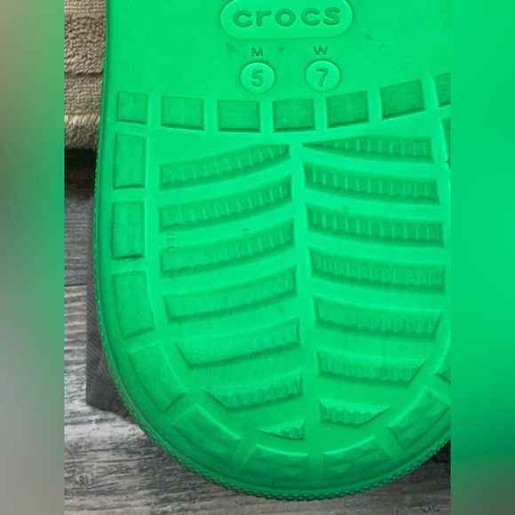 Crocs Green Rain Boots - Women’s 7 - Waterproof Pull On Shoes - GUC - Picture 10 of 13